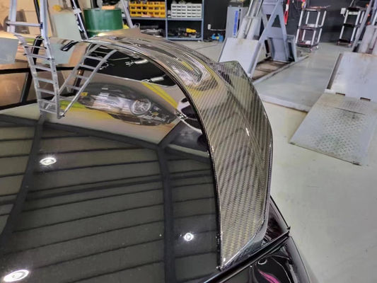 Nouveau produit Kit de carrosserie en fibre de carbone pour Mercedes-Benz S63 Coupe S63 Coupe est mis à niveau avec pour le style Bras