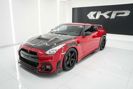 GTR R35 Nissan Body Kit Fibre de carbone KP style pare-chocs Spoiler avant large