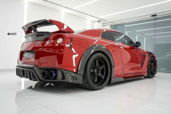 GTR R35 Nissan Body Kit Fibre de carbone KP style pare-chocs Spoiler avant large