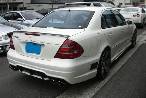 Pour Mercedes W211 kit de carrosserie FPR Matériau W211 E260 E350 Upgrade WALD Style kit de carrosserie