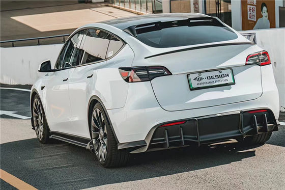 Pièces automobiles pour Tesla MODEL Y Corps en fibres de carbone Modèle Y Corps amélioré en fibres de carbone de type MIW