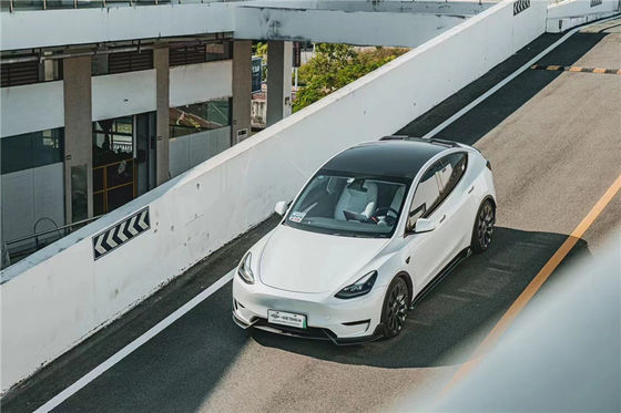Pièces automobiles pour Tesla MODEL Y Corps en fibres de carbone Modèle Y Corps amélioré en fibres de carbone de type MIW