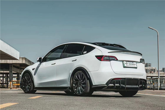 Pièces automobiles pour Tesla MODEL Y Corps en fibres de carbone Modèle Y Corps amélioré en fibres de carbone de type MIW