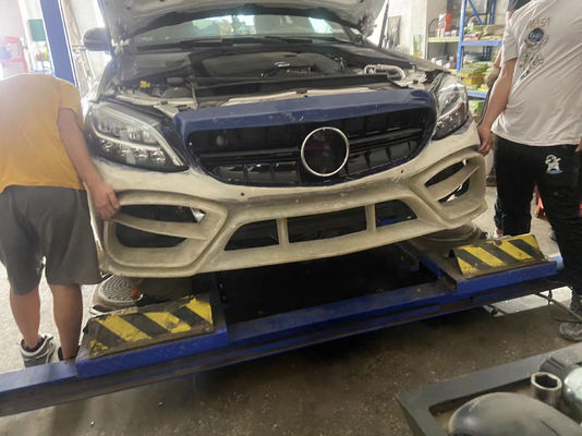 Pièces détachées pour Mercedes W205 C180 C260 C300 Body Kit W205 C180 C260 C300 Body Kit amélioré IMP Style Front Bumper