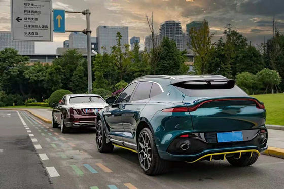 Nouveau produit pour Aston Martin DBX Body Kit DBX Fibre de carbone avant pare-chocs côte jupe diffuseur Spoiler