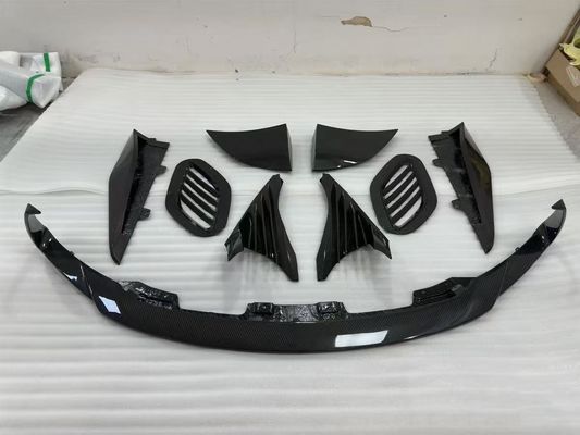 DBS Aston Martin Body Kit Blanc 770 Style Spoiler avant dans le diffuseur de lèvres de voiture