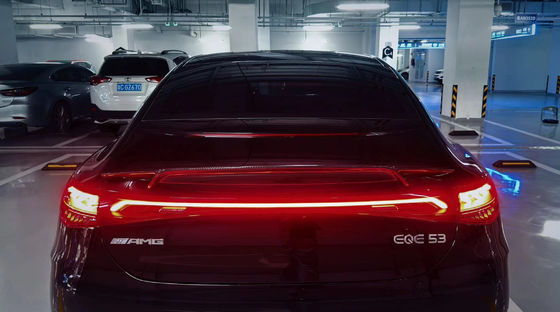 Pour Mercedes-Benz EQE Spoiler en fibre de carbone EQE améliore l'aile arrière en fibre de carbone de style BS
